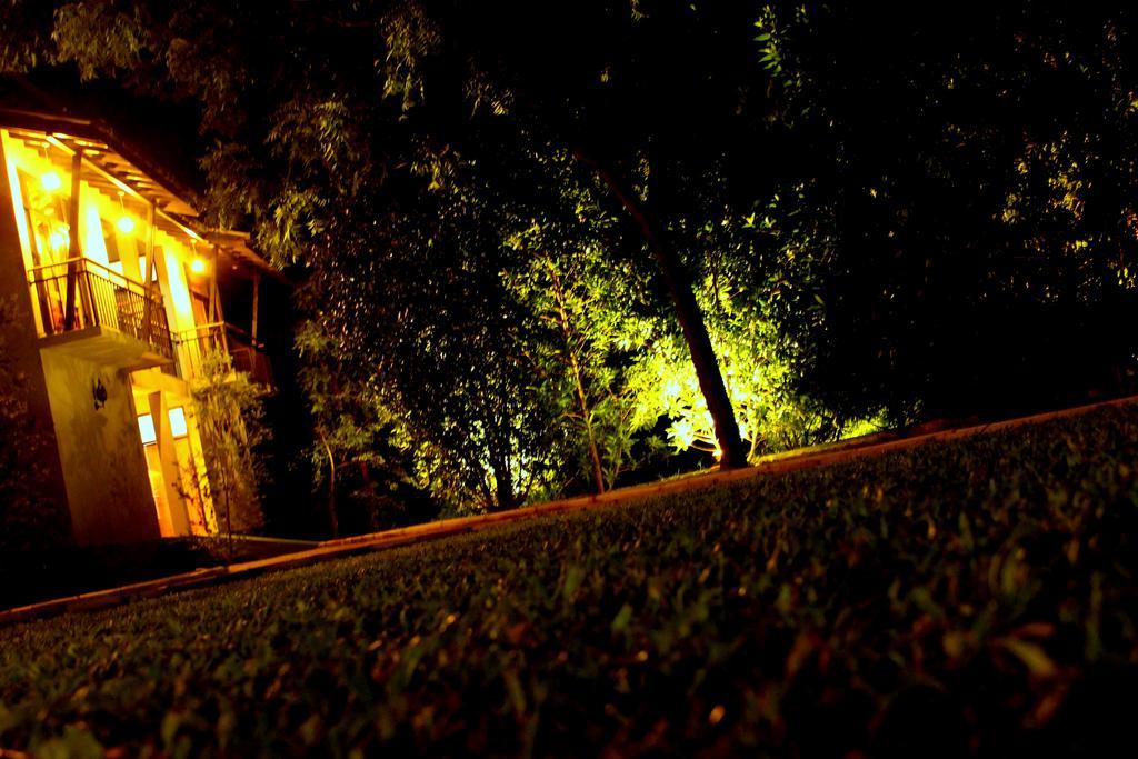 Magampura Eco Village Tissamaharama Exterior photo